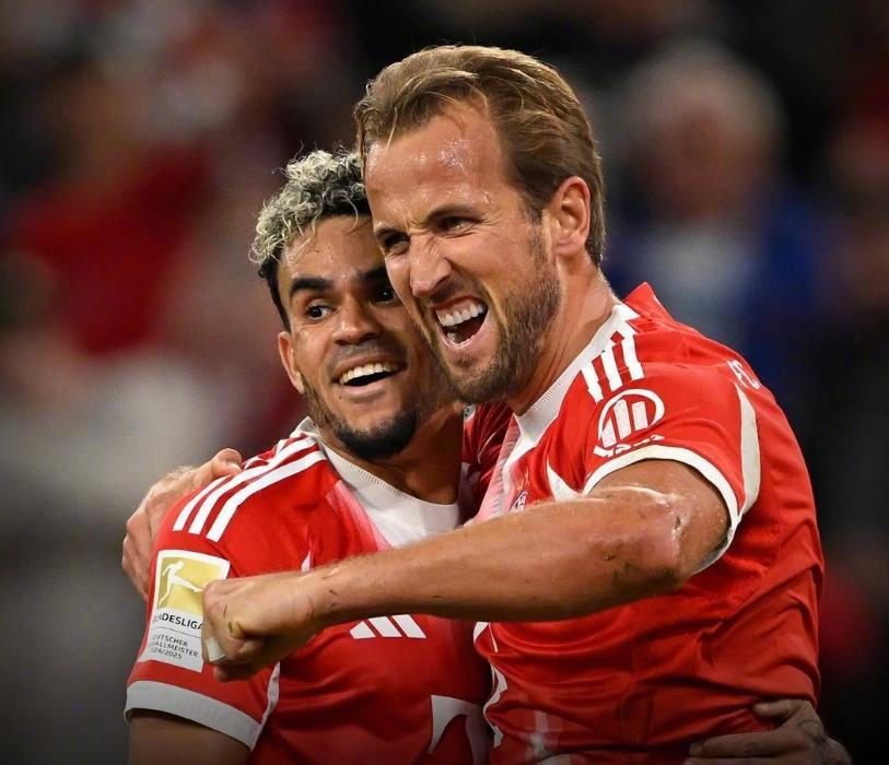 B体育app下载-孔帕尼一雪前耻！凯恩双响超越传奇前锋，拜仁2-0晋级欧冠16强