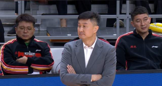 B体育app下载-广东送辽篮苦主17连败，3人堪称优秀，3人表现及格，4人实属低迷